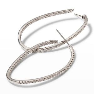 Memoire Classic Pave Diamond Hoop Earrings
• Polished 18-karat white gold